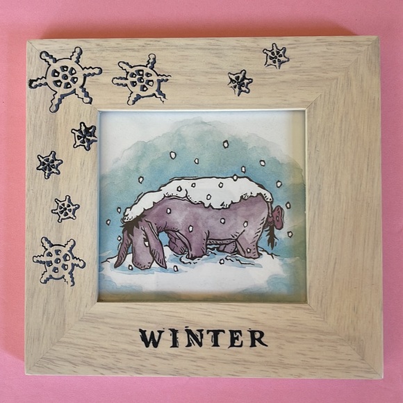 Disney Winnie the Poo and friends framed artwork. - Picture 4 of 8
